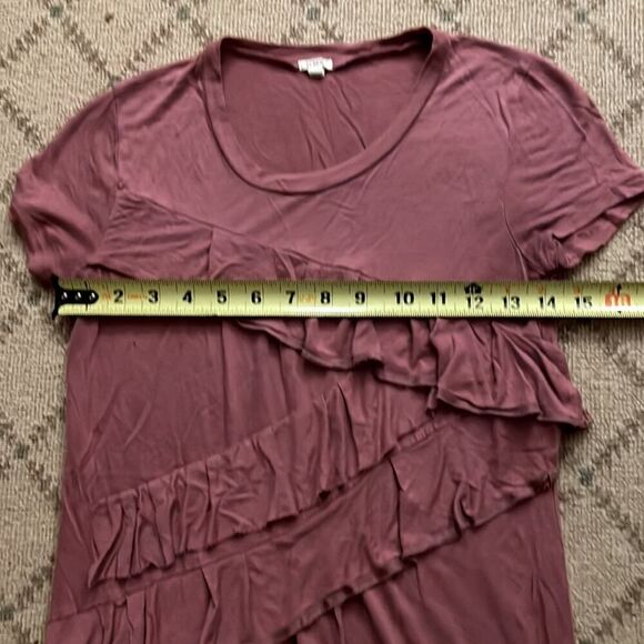 J. Crew berry colored fitted t-shirt w ruffled detail. NWOT XXS / XS - Picture 5 of 6